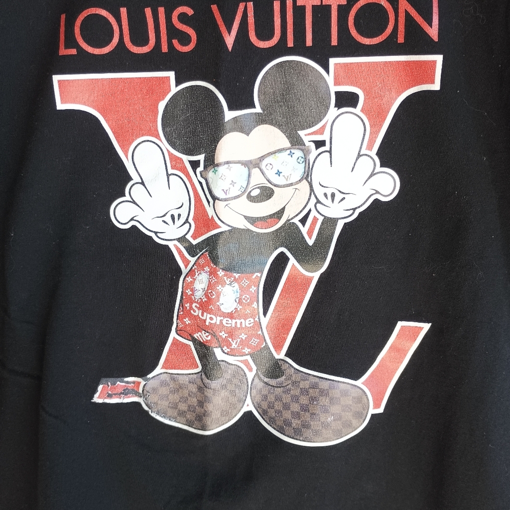 Mickey Mouse - Picture 2 of 3